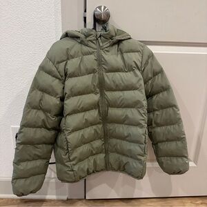 Title: Kids Uniqlo Light Padded Parka (Size 13) sage green -excellent condituon